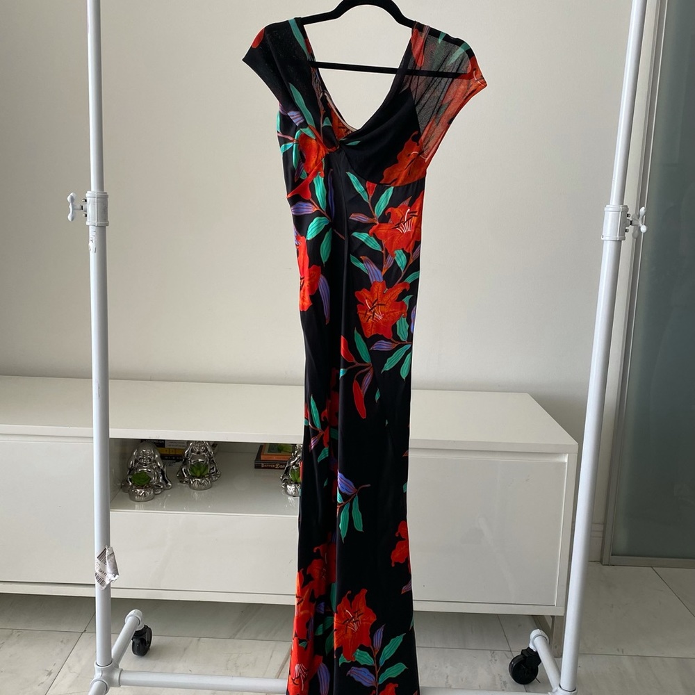 Diane Von Furstenberg Asym Knotted Gown